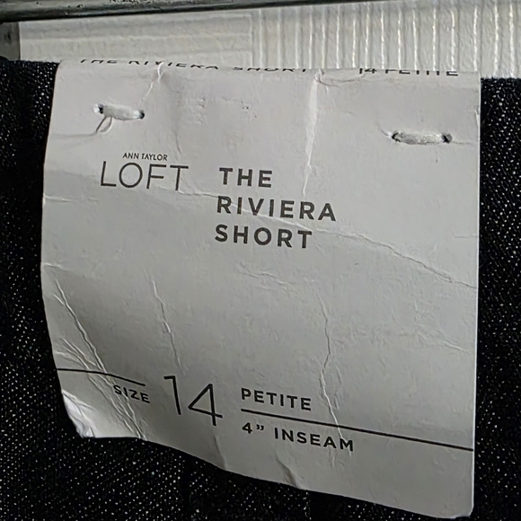 LOFT Curvy Riviera Shorts in Refined Denim, Dark Wash, Size 14P - Picture 4 of 8